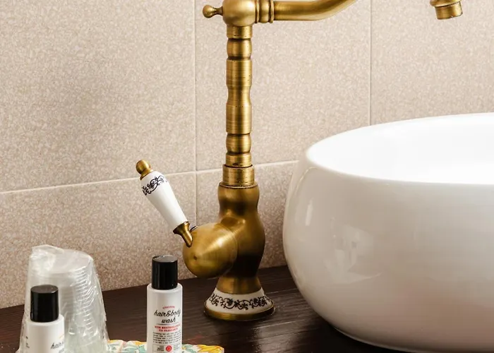 לינה וארוחת בוקר Antica Boutique 4*