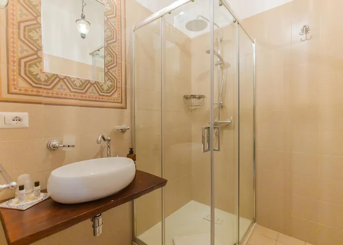 לינה וארוחת בוקר Antica Boutique