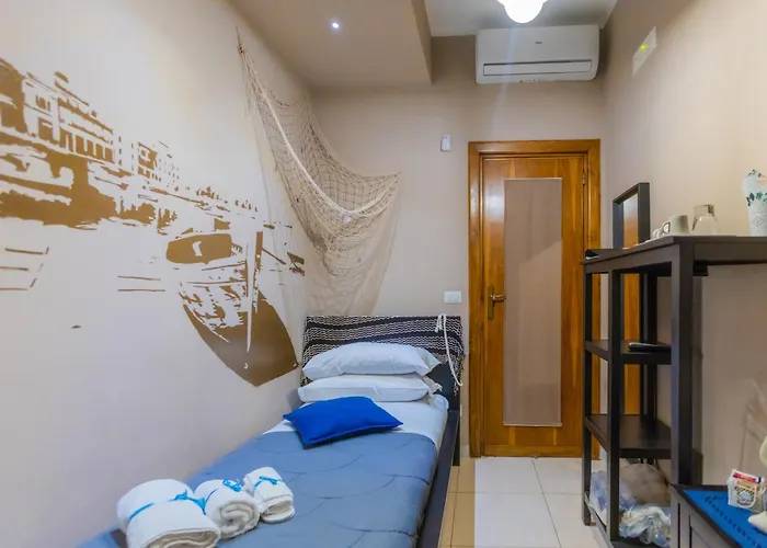 Antica Boutique בארי