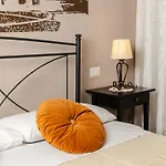 Antica Boutique Bed & Breakfast 3*