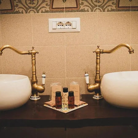 B&B Antica Boutique 4*