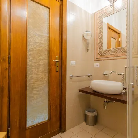 Bed & Breakfast Antica Boutique 4*